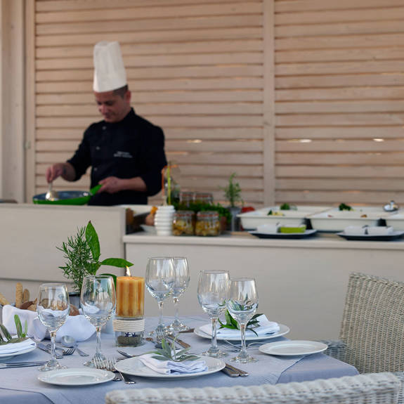 Moulveri Restaurant Show Cooking