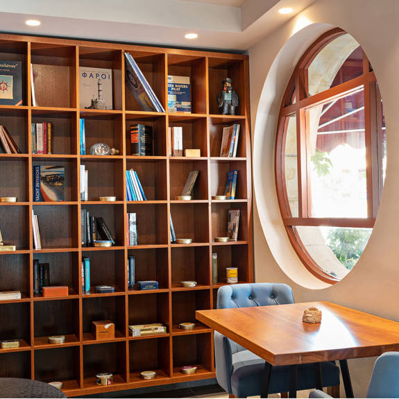 The Navy Blend bar library