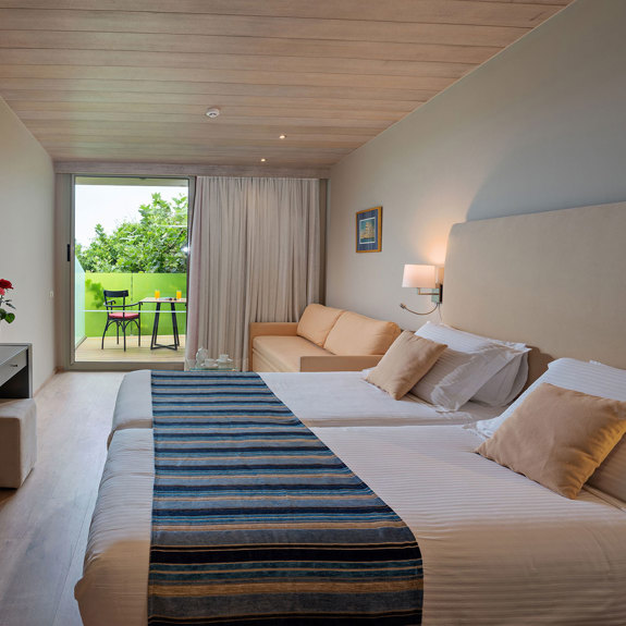 Junior Suite Sea View & Jetted Tub