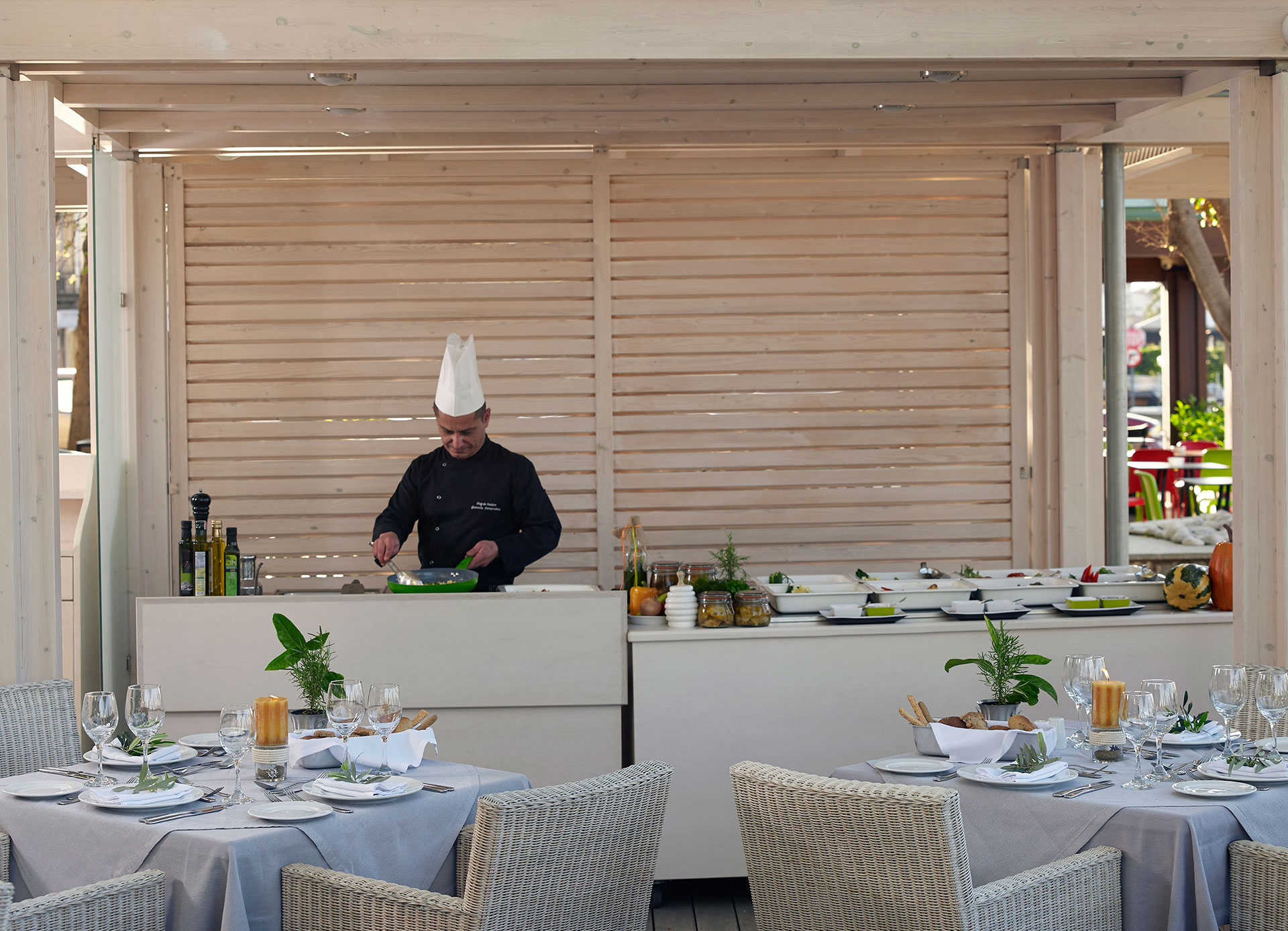 Moulveri Restaurant Show Cooking