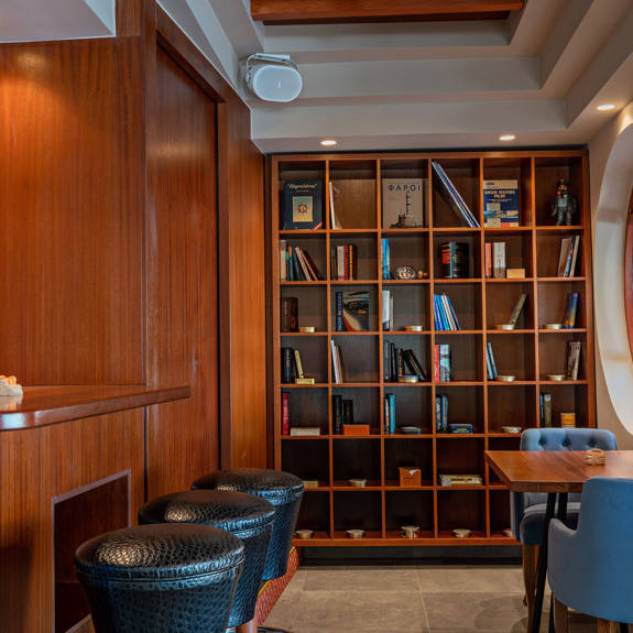 The Navy Blend bar library